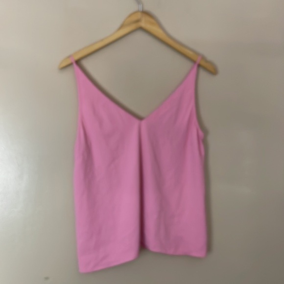 Amanda Uprichard
Meera Cami - Picture 4 of 6